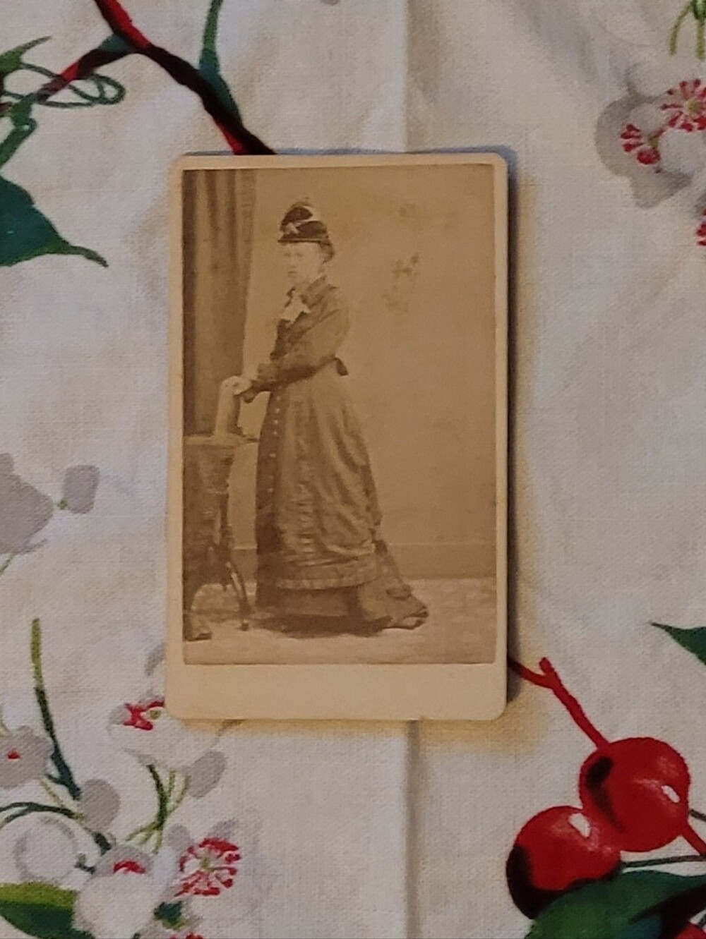 Victorian Cabinet Card Photo of Woman in Long Dress